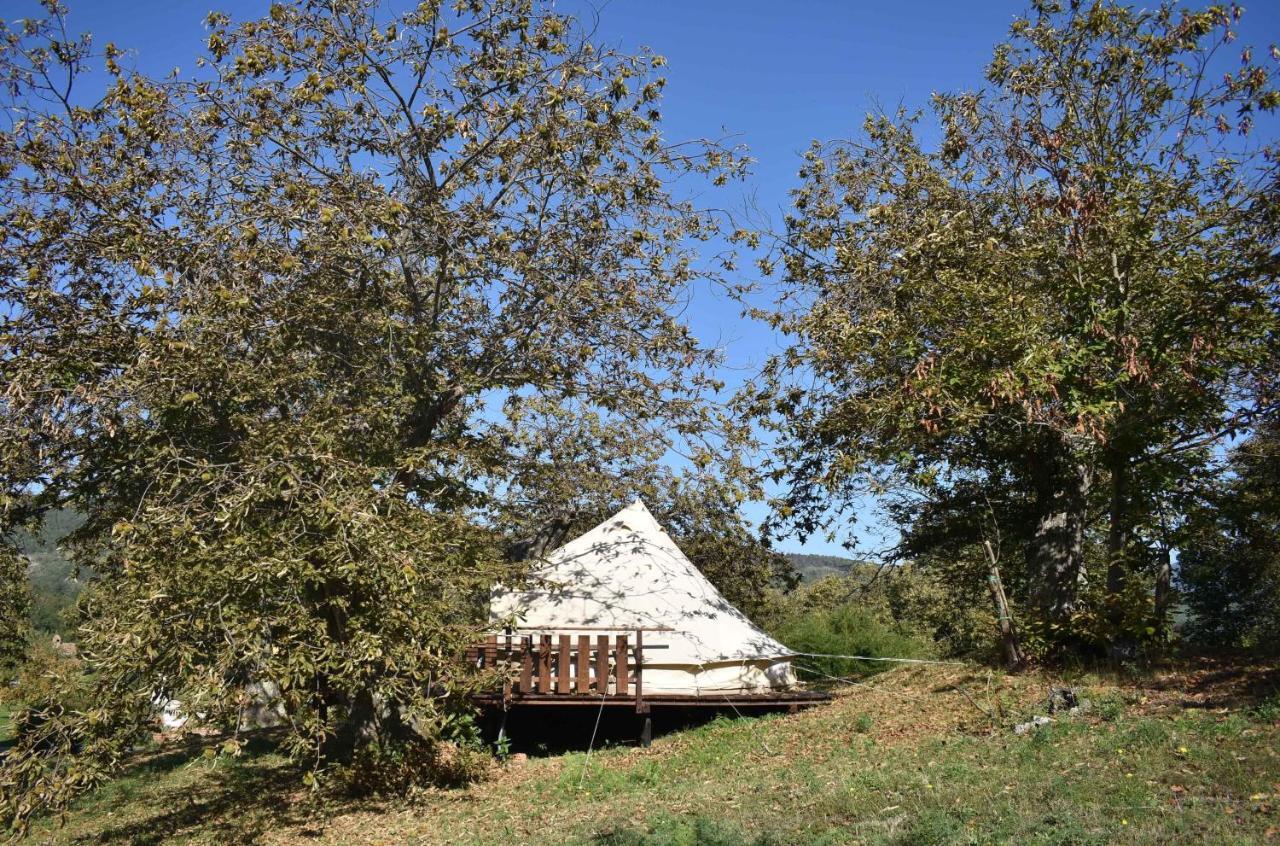 Podere Di Maggio - Glamping Tent 2 Санта-Фьора Экстерьер фото